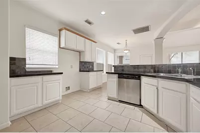 14914 W Bend Dr, Houston, TX 77082 - Photo 16