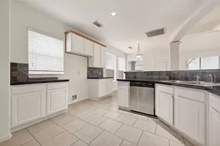 14914 W Bend Dr, Houston, TX 77082 - Photo 16