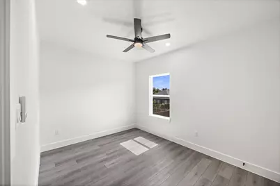 8209 Carver Road #A/B, Houston, TX 77088 - Photo 22