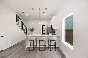 8209 Carver Rd, Houston, TX 77088 - Photo 8