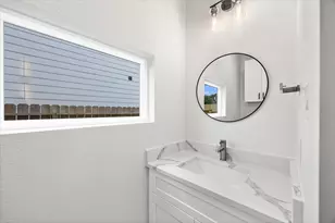 8209 Carver Rd, Houston, TX 77088 - Photo 14