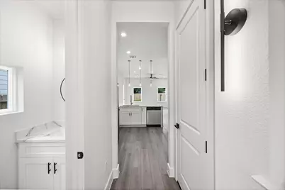 8209 Carver Road #A/B, Houston, TX 77088 - Photo 6
