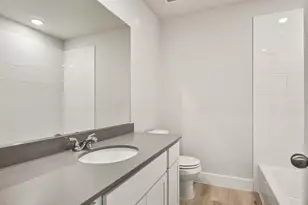 13214 Opera Dr, Houston, TX 77047 - Photo 18