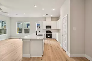 13214 Opera Dr, Houston, TX 77047 - Photo 8
