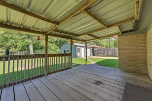 9819 Forest Hollow Dr, Baytown, TX 77521 - Photo 22