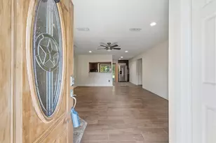 9819 Forest Hollow Dr, Baytown, TX 77521 - Photo 4