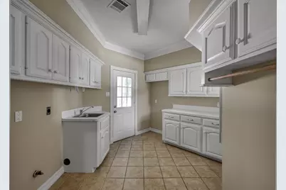 2205 Longmire Road, Conroe, TX 77304 - Photo 22