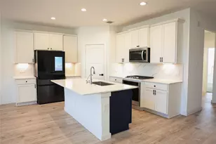 22502 Petrizzi Ln, Katy, TX 77449 - Photo 6