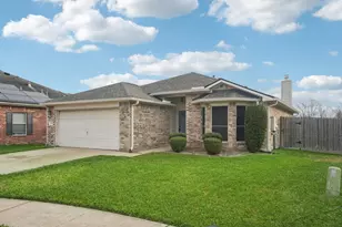 1941 Cameo Ct, League City, TX 77573 - Photo 2