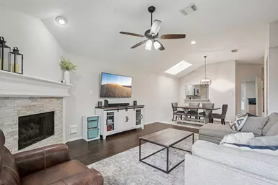 1941 Cameo Court, League City, TX 77573 - Photo 8