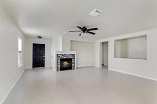 10423 Briar Patch St, Baytown, TX 77523 - Photo 2