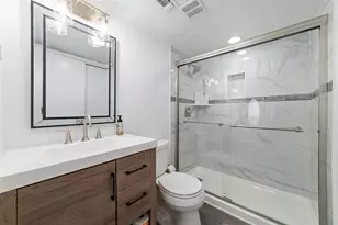 717 Davis Rd, League City, TX 77573 - Photo 16