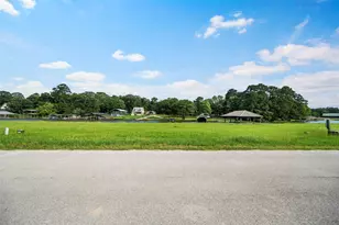 62 Cypress Bend, Huntsville, TX 77340 - Photo 1