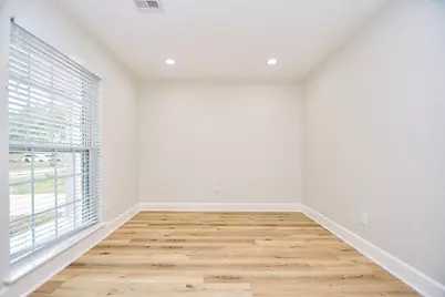 5642 Cartagena Street, Houston, TX 77035 - Photo 16