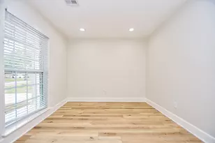 5642 Cartagena St, Houston, TX 77035 - Photo 16