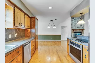 18085 Lake Drive E, Willis, TX 77378 - Photo 14