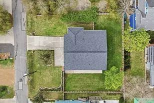 221 Oak Rd, Clear Lake Shores, TX 77565 - Photo 30