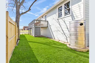 1514 51st Street, Galveston, TX 77551 - Photo 18