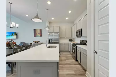10928 Brambling Wood Drive, Houston, TX 77043 - Photo 6