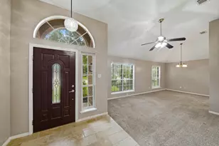 2004 Landing Blvd, League City, TX 77573 - Photo 8