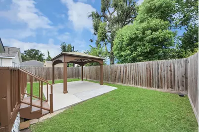821 E 36th Street, Houston, TX 77022 - Photo 10