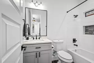 1303 E 27th St, Houston, TX 77009 - Photo 8