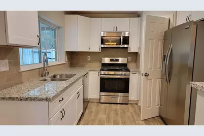 9630 E Savile Circle, Houston, TX 77065 - Photo 12