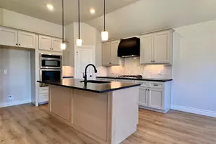 11911 Wisteria Mdws Dr, Willis, TX 77318 - Photo 6