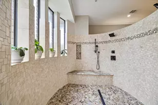 4703 Breezy Point Dr, Kingwood, TX 77345 - Photo 22