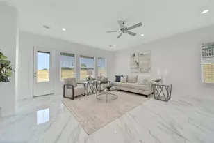 7611 Athlone Dr, Houston, TX 77088 - Photo 4