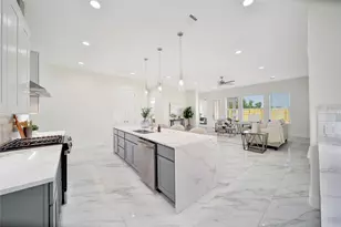 7611 Athlone Dr, Houston, TX 77088 - Photo 12