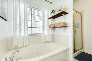 429 N Amherst Dr, West Columbia, TX 77486 - Photo 20