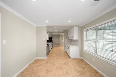 5037 W 43rd Street, Houston, TX 77092 - Photo 16