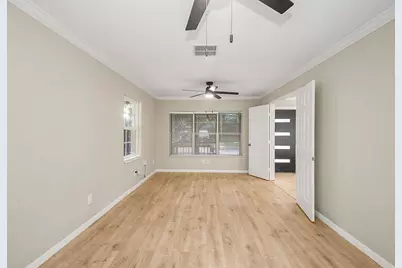 5037 W 43rd Street, Houston, TX 77092 - Photo 10