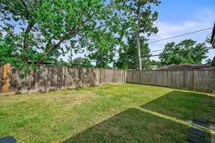5037 W 43rd St, Houston, TX 77092 - Photo 36