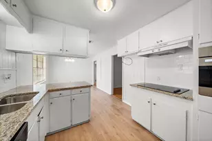 10615 Seaford Dr, Houston, TX 77089 - Photo 8