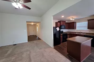 723 Crystal Lakes Dr, Brookshire, TX 77423 - Photo 12
