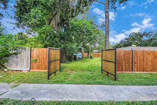 5914 Breland St, Houston, TX 77016 - Photo 8