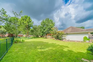 17307 Celeste River Ct, Houston, TX 77095 - Photo 46