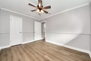 7102 Log Hollow Dr, Houston, TX 77040 - Photo 24