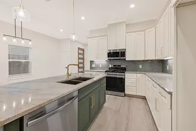 7809 Dyer Street, Houston, TX 77088 - Photo 16