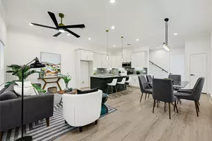 7809 Dyer St, Houston, TX 77088 - Photo 4