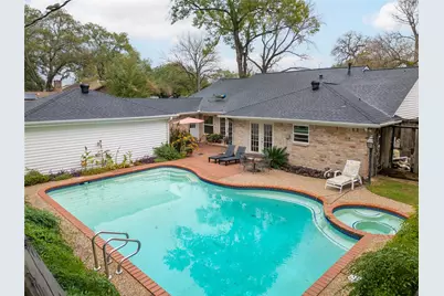 7219 Ridge Oak Drive, Houston, TX 77088 - Photo 1