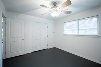 7219 Ridge Oak Drive, Houston, TX 77088 - Photo 34