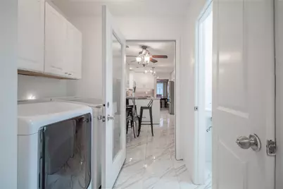 7219 Ridge Oak Drive, Houston, TX 77088 - Photo 22