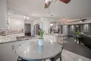 7219 Ridge Oak Dr, Houston, TX 77088 - Photo 16