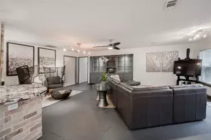 7219 Ridge Oak Dr, Houston, TX 77088 - Photo 20