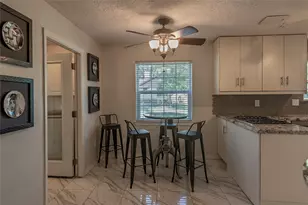 7219 Ridge Oak Dr, Houston, TX 77088 - Photo 10