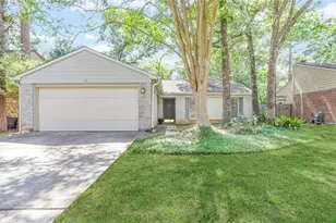 26 S White Pebble Ct, The Woodlands, TX 77380 - Photo 2