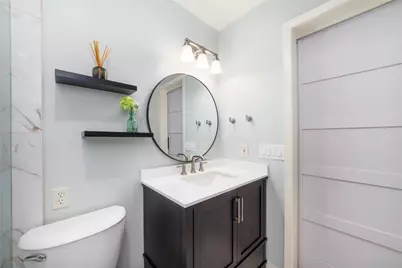 26 S White Pebble Court, The Woodlands, TX 77380 - Photo 14